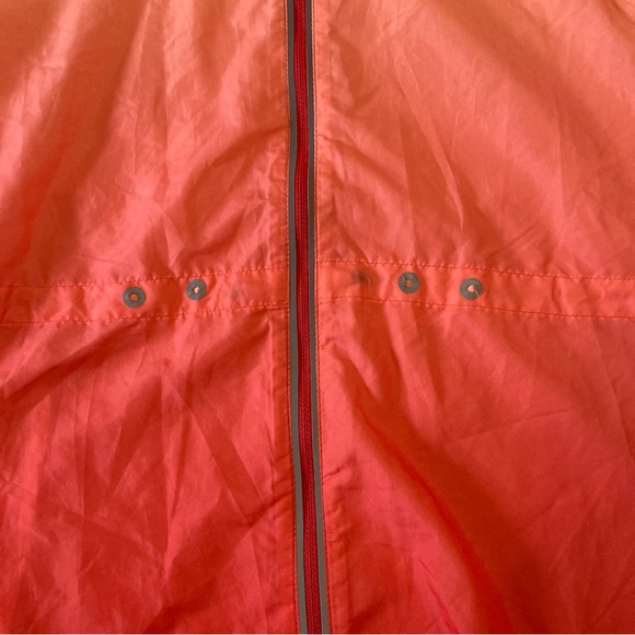 Pink and orange ombré Nike vest - Picture 4 of 4